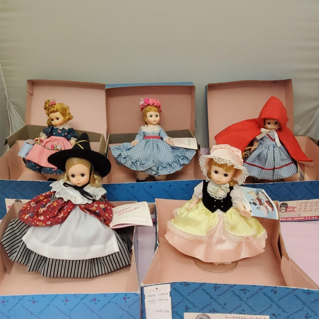 Set of 5 Madame Alexander Miniature Showcase Dolls with Box & Stand