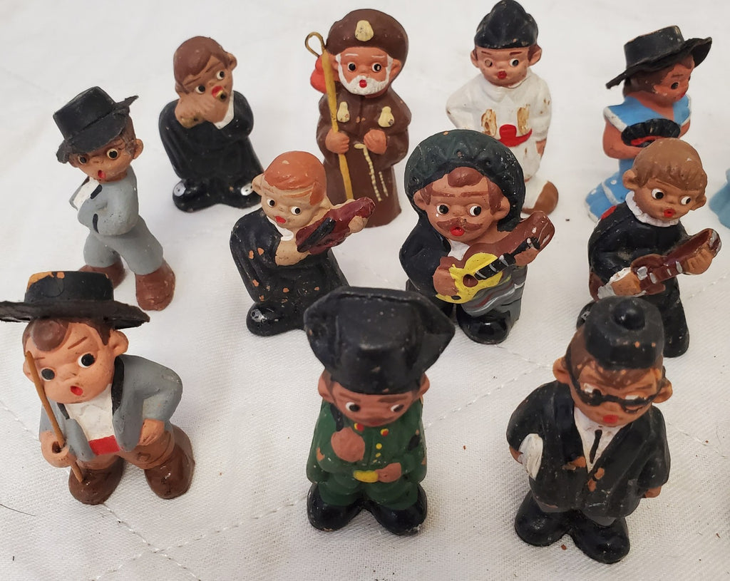 Lot of 18 Vintage Terra Cotta Spanish Mud People Figurines