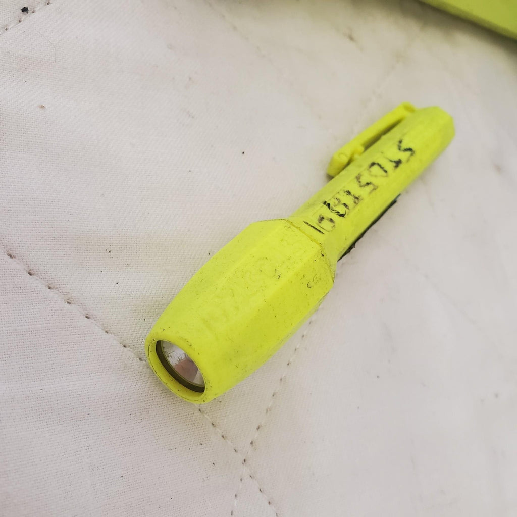 Lof of Pelican Tracker Flashlight and Matco Work Light LOT 605