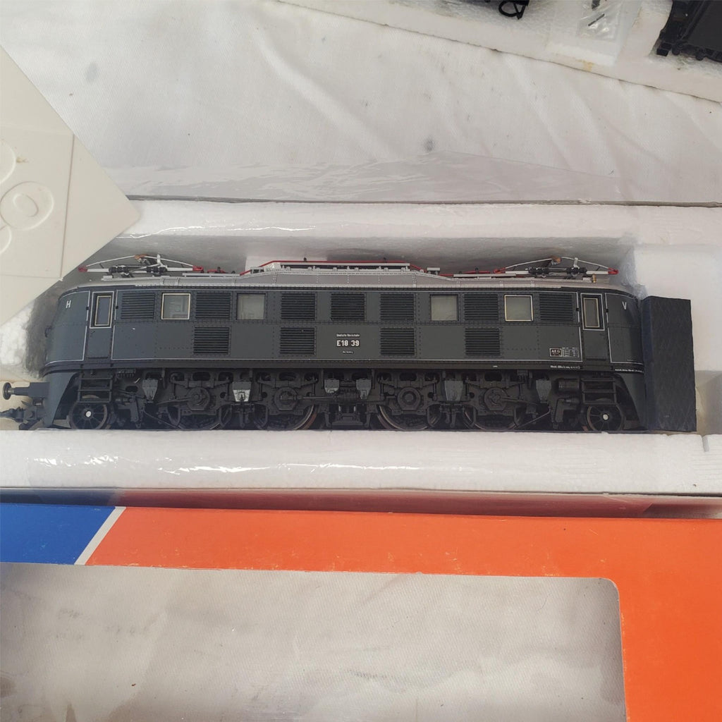 Roco International HO 04126, 43375, 43719, 43758, & 44028 Train Set