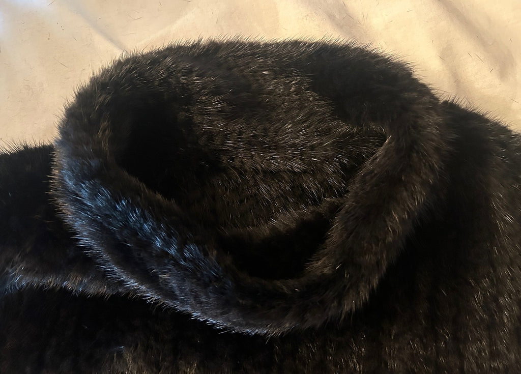 Saks Fifth Avenue MINK FUR Black Poncho Fringe One Size NWT Retail $1,495