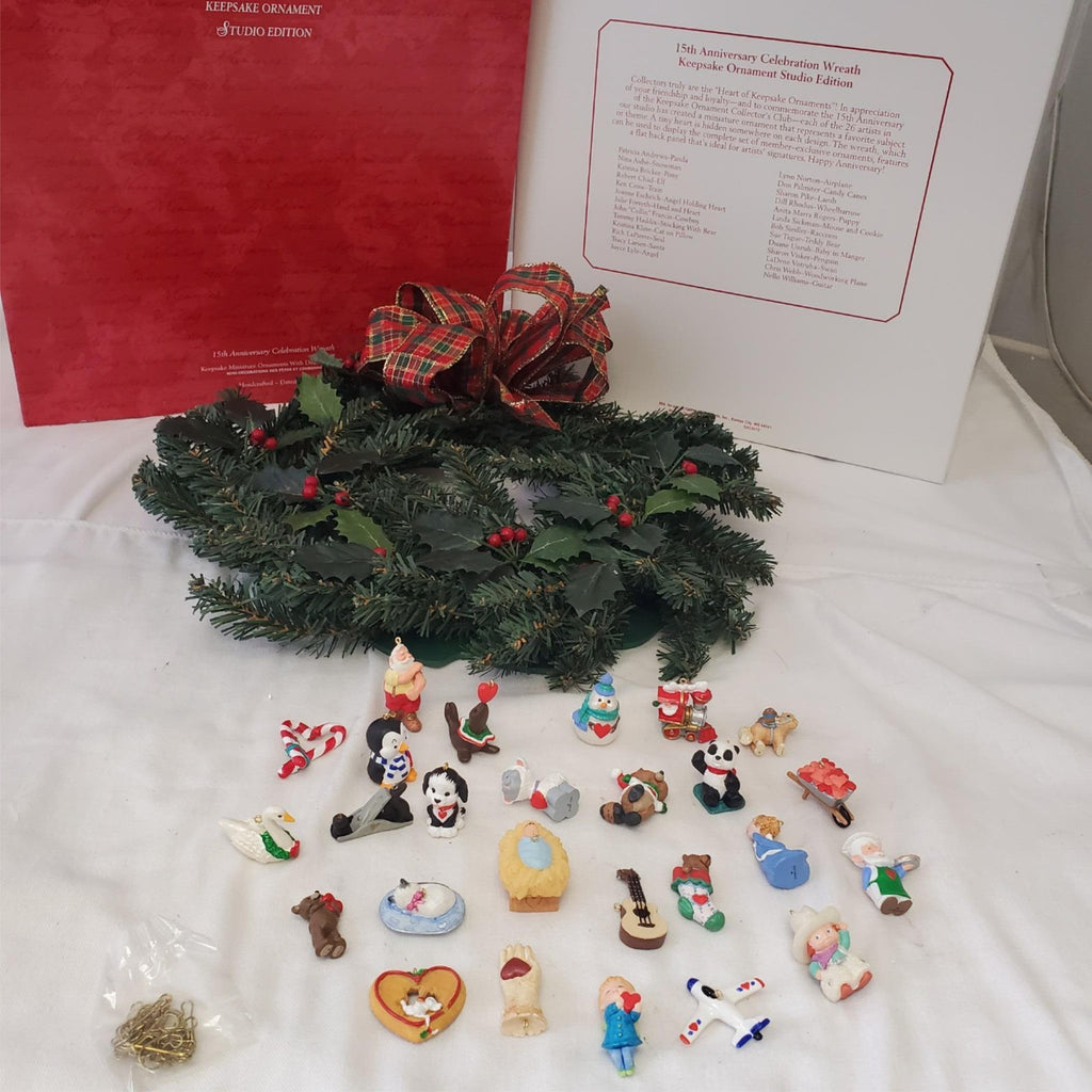Hallmark Keepsake Ornaments 15th Anniv Celebration Wreath w/ 26 Mini Ornaments