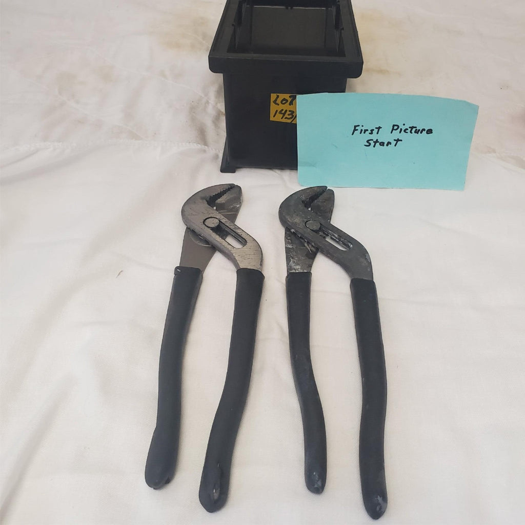 Lot of 2 Groove Joint Pliers LOT-143