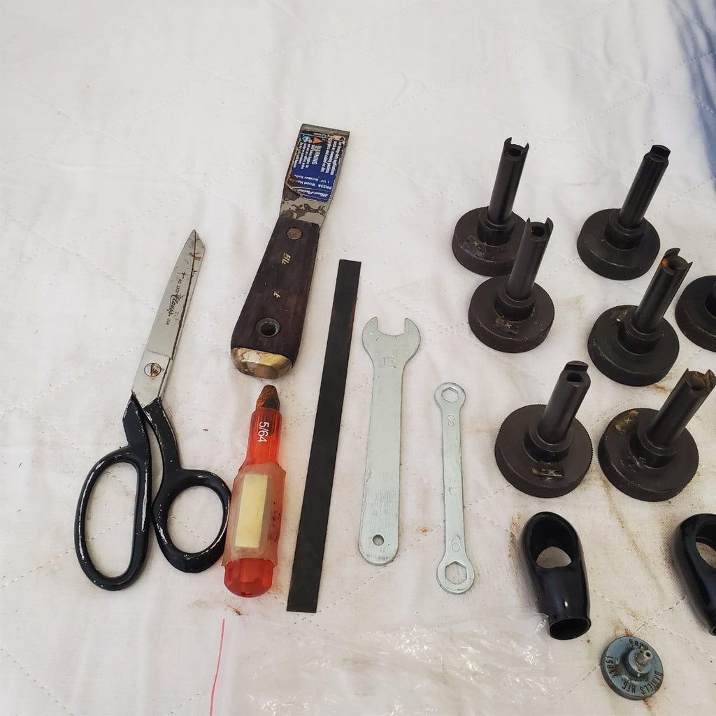  Lot of Tension Adjustment Key, Scraper Knife, Scissors & Other Tools LOT 184