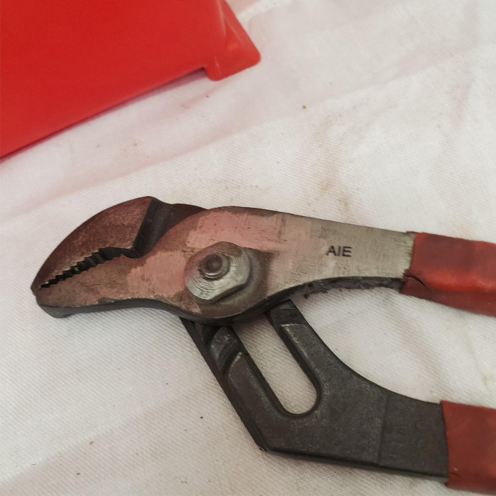 Lot of 2 Tin Snips and Adjustable Tongue Groove Pliers Set LOT-542