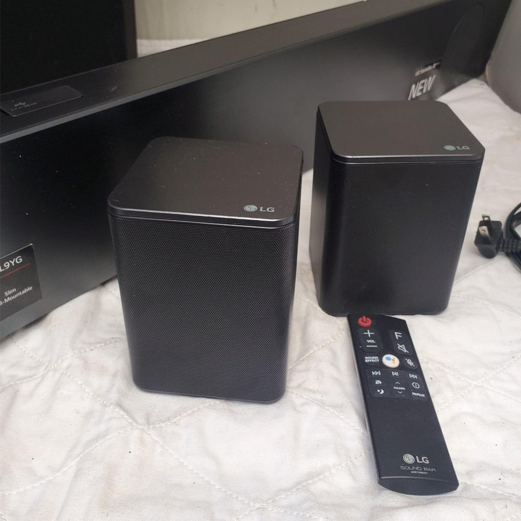 LG SL9YG Home Theater Sound System with Wireless Subwoofer and Surround Speakers