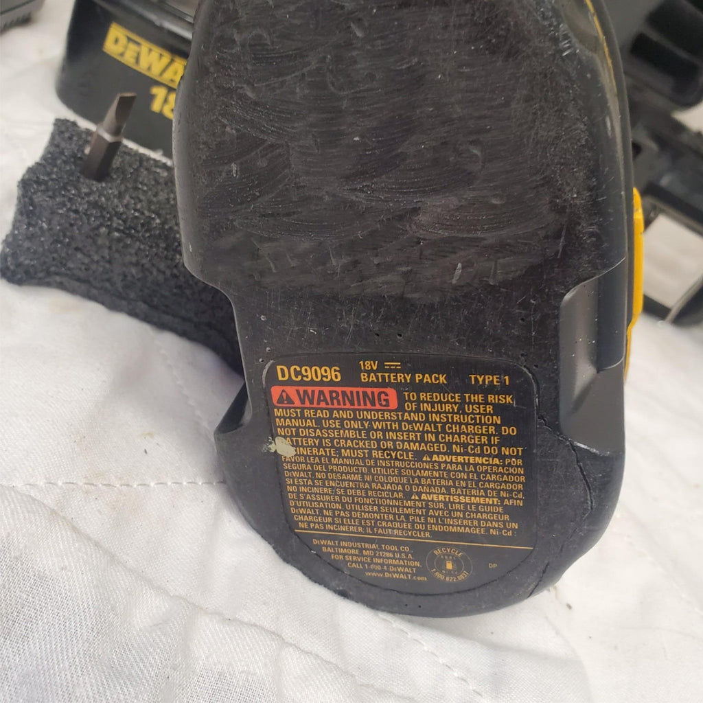 Dewalt 18V DC759 Cordless Drill Impact Driver Kit With Case LOT-516