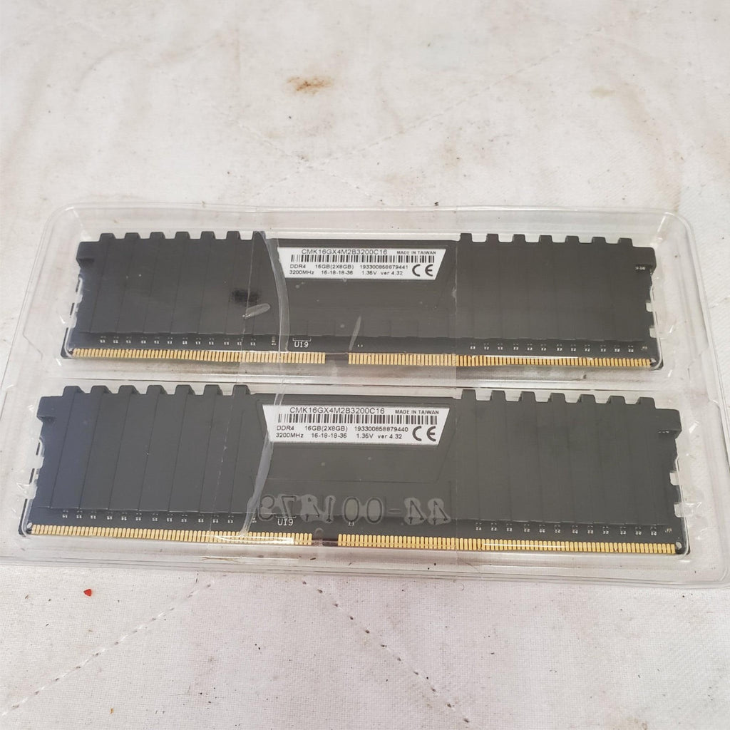 Lot of Corsair VENGEANCE LPX 16GB (2 x 8GB) 2400 MHz DDR4 Ram