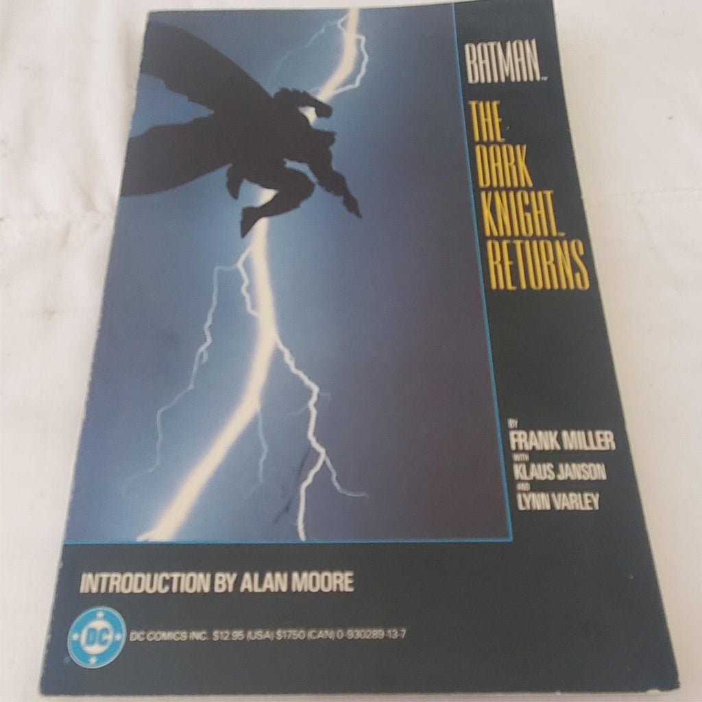 Batman: The Dark Knight Returns Novel by Frank Miller