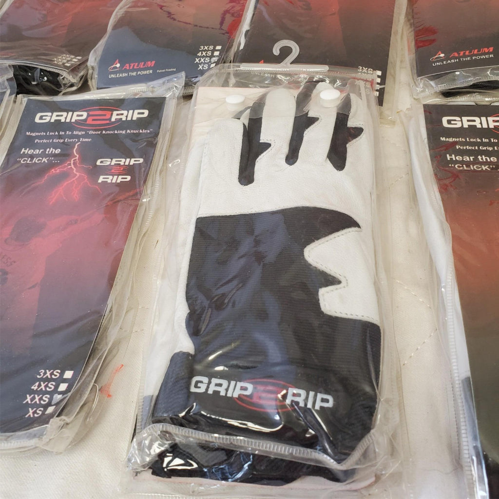 Lot of GRIP2RIP Baseball Softball Tee Ball Batting Gloves with Nike Bag