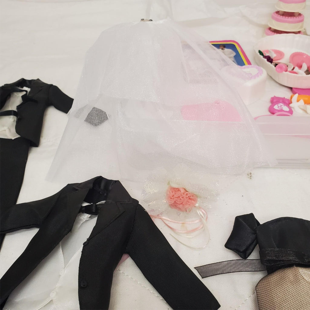 Lot of Miscellaneous Barbie Wedding Accessories with Cake & More Playsets