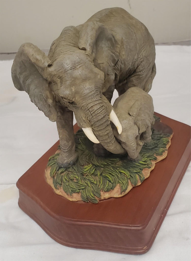 San Francisco Music Box Company Elephant Figurine National Geographic Society