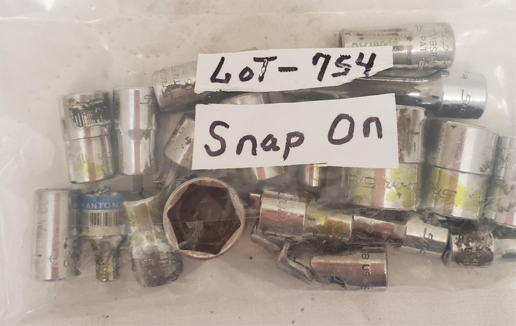 Lot of 19 Snap On Assorted Socket and Driver Tool Set LOT-754
