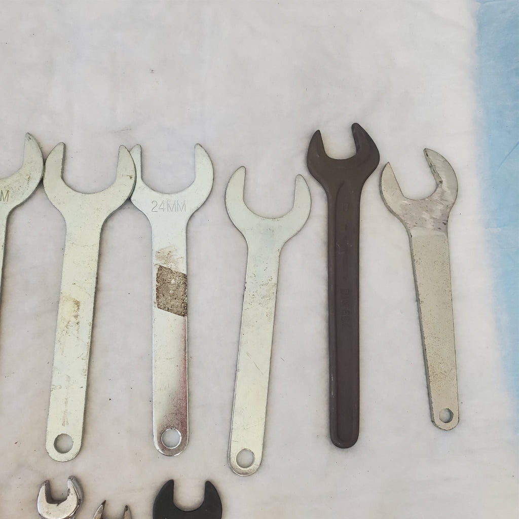 Lot of 20 Various Brand Assorted Size Wrenches Hand Tools LOT 357