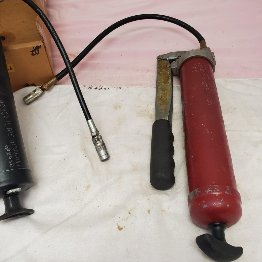Lot of 2 Pistol Grip Grease Gun Set LOT-946