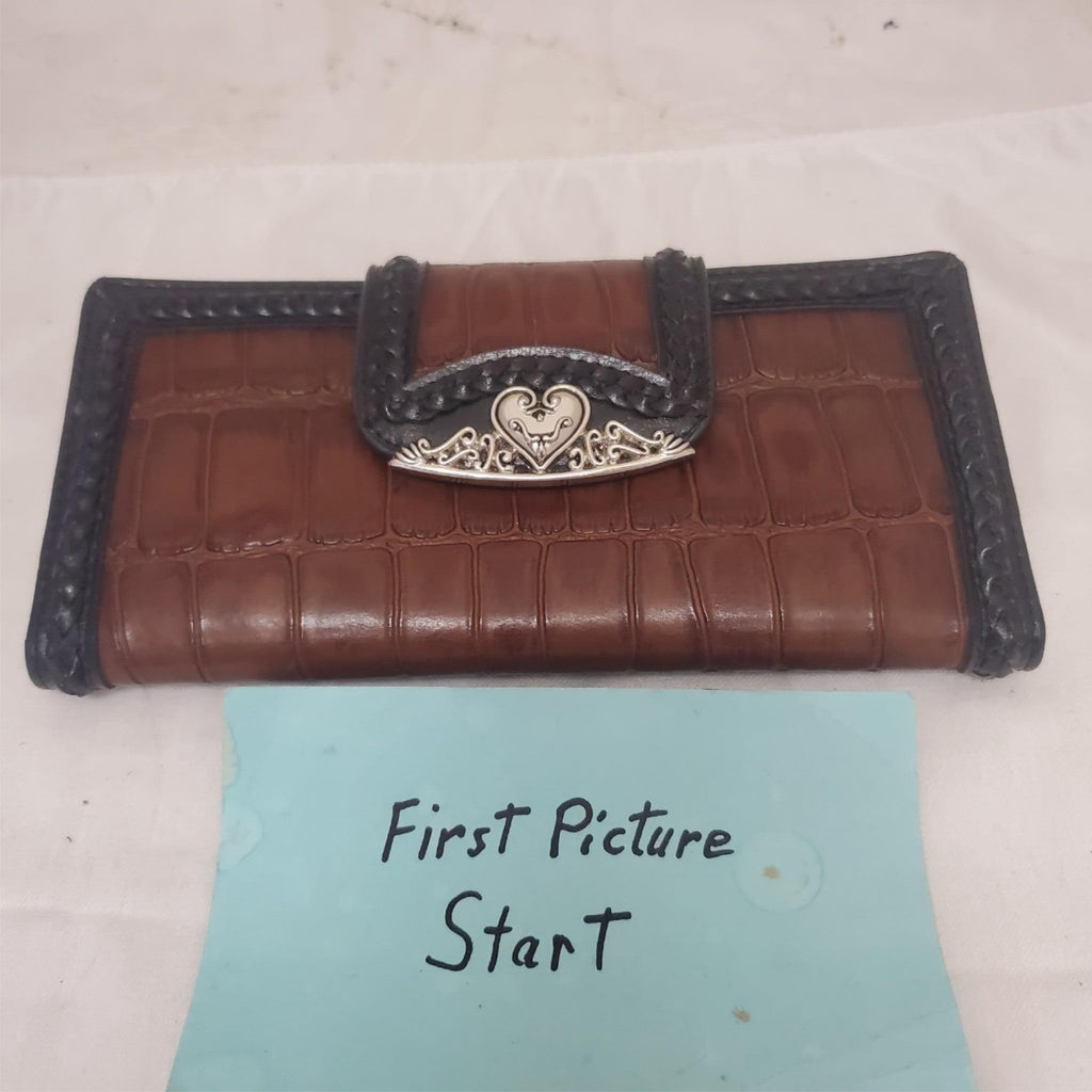 Vintage Embossed Genuine Leather Wallet for Women – Natural Brown – Handmade Art