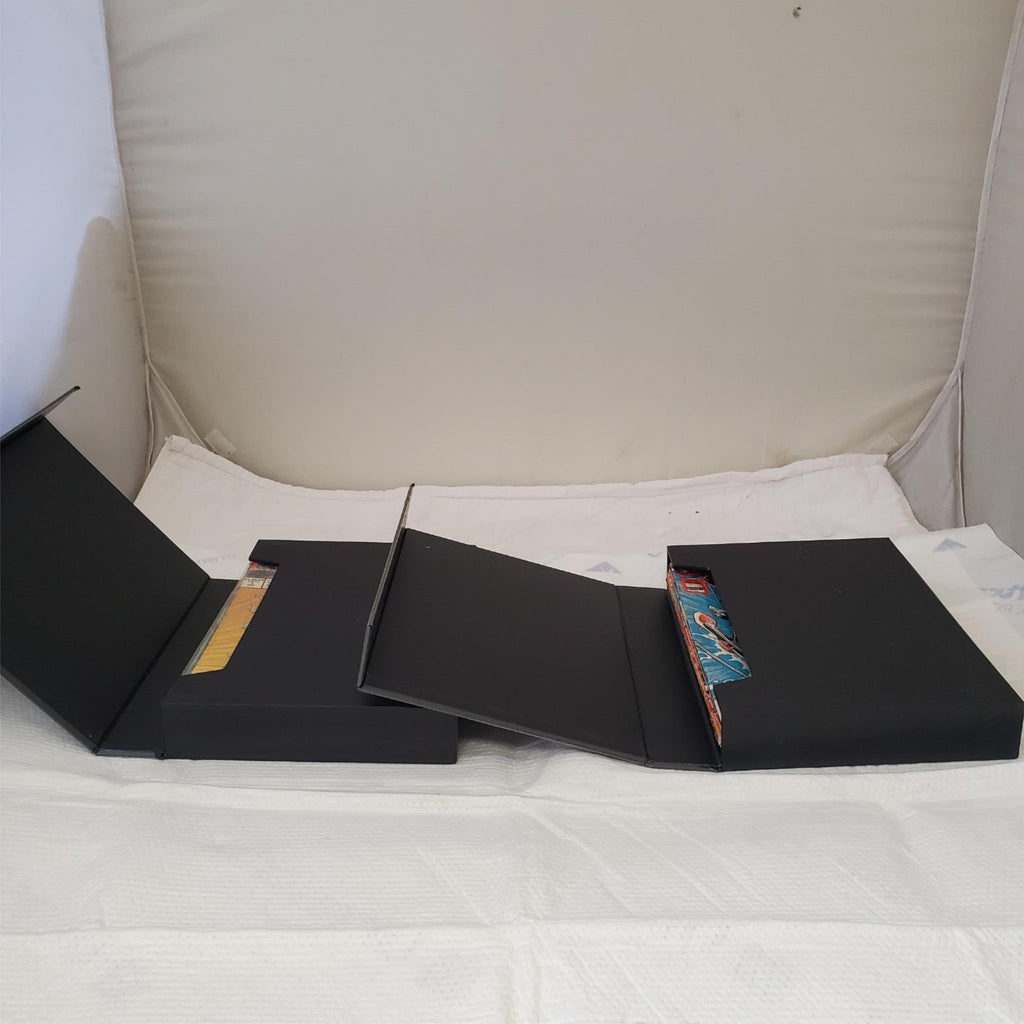 Lot of Spider-Man, X-Men, Batman & other Comic Books With Book Holder