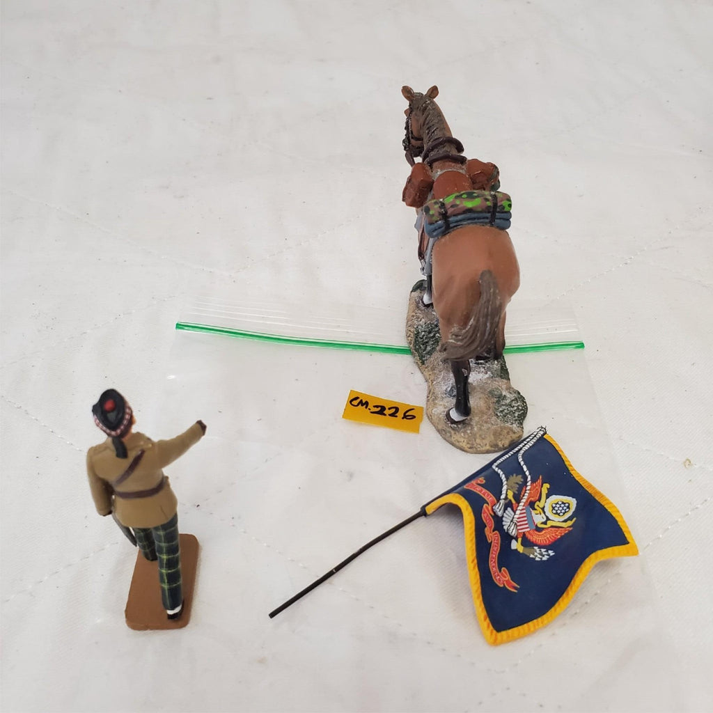 King & Country NA445 GHO Officer Marching, COSSACKS Horse & Flag CM-226