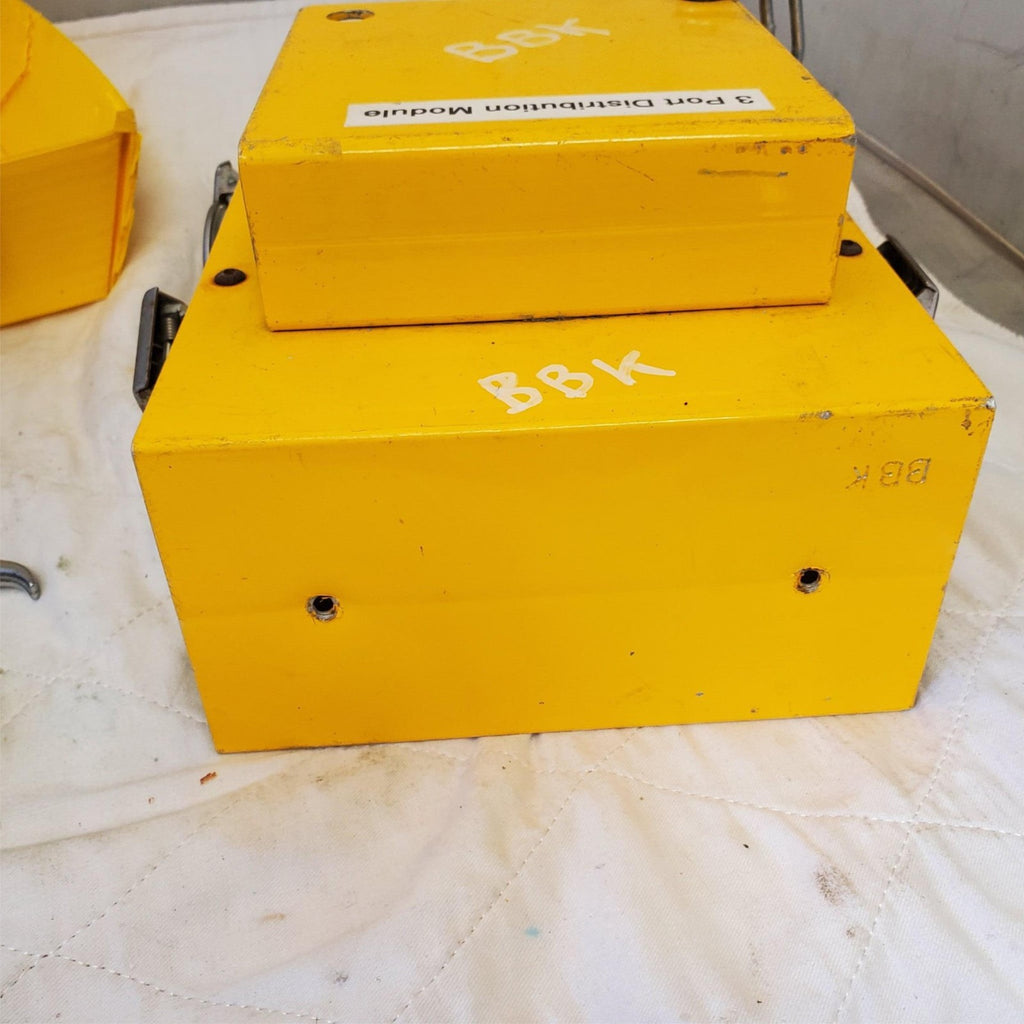 Clayton 3 Port Distribution Module for Electric DustMaster Vacuum LOT-670