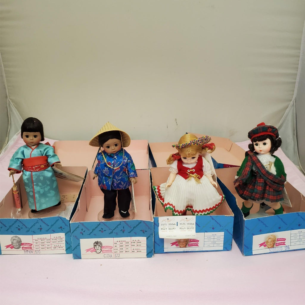 Set Of 4 Vintage Madame Alexander Miniature Showcase Series Dolls