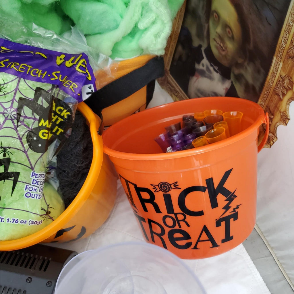 Halloween Decor Party Supplies bundle with Fog Machine Bulbs Goblets and Props