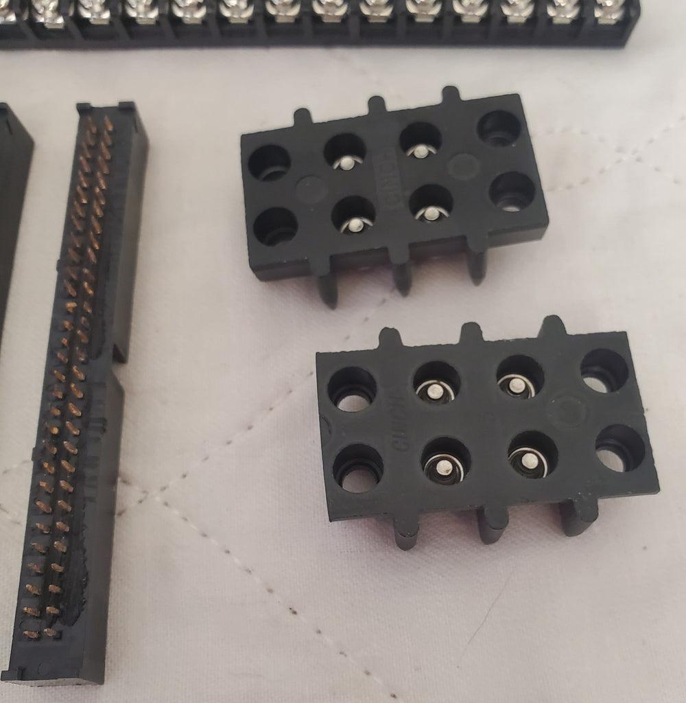 Lot of Computer Electronics Pin Connectors