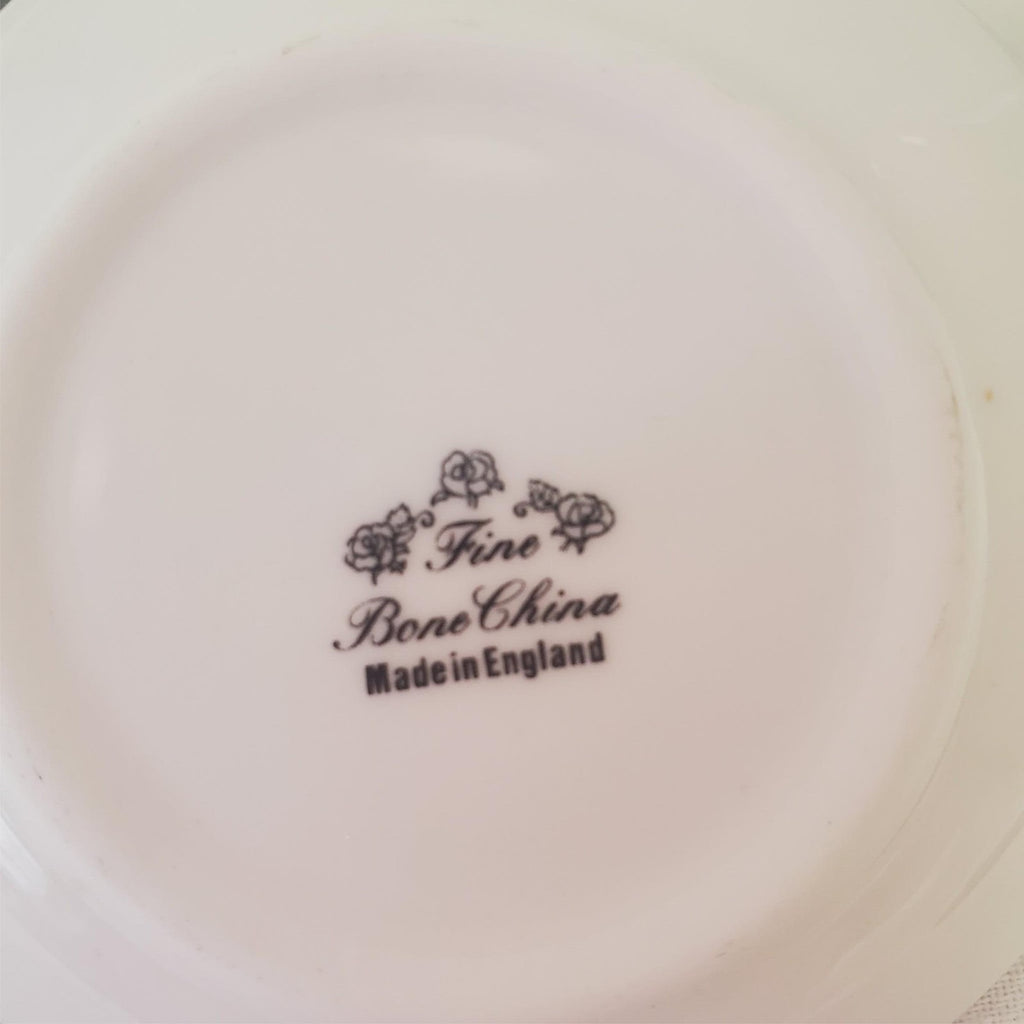 Lot of Assorted Wedgwood Queensware Plates & Miniature World of Peter Bates Post