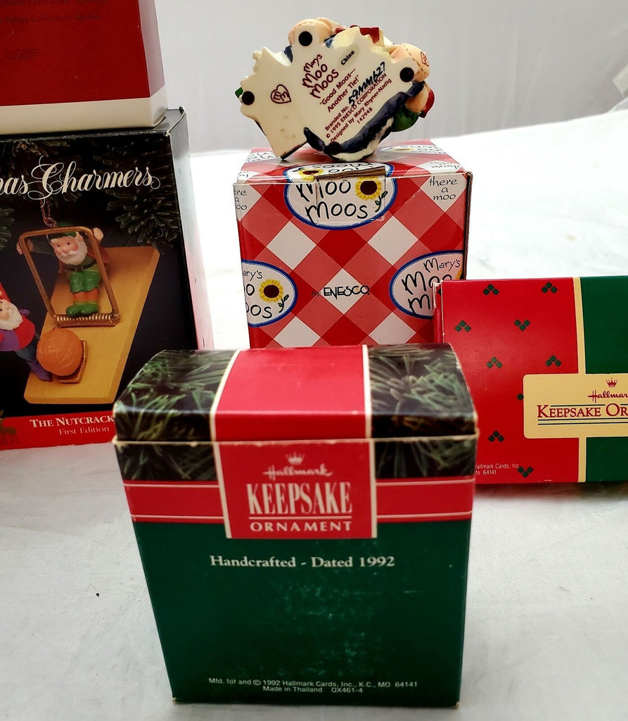Vintage Lot Hallmark Keepsake Club pop Kittens, Nutcracker Christmas Ornaments