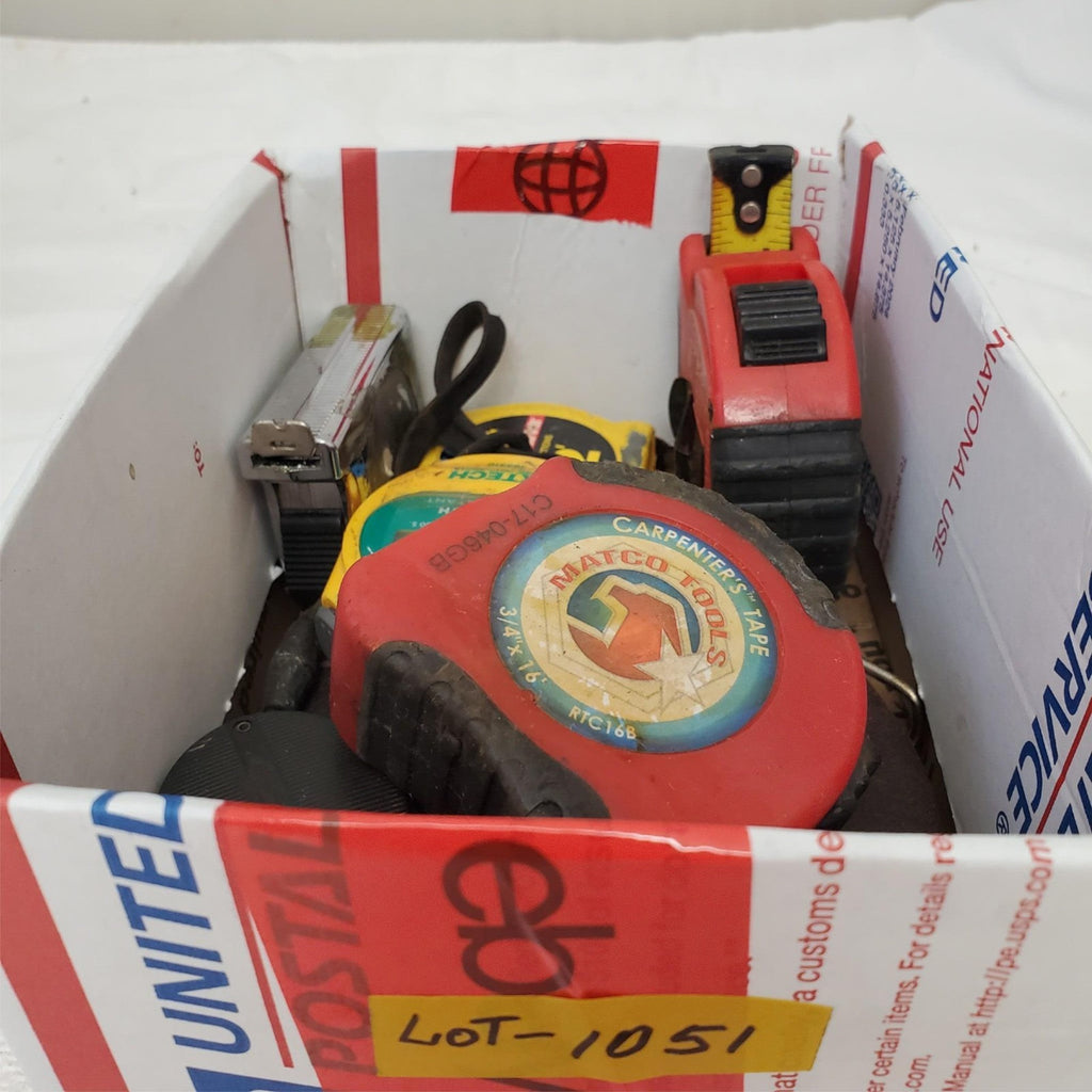 Lot of 7 Measuring Tapes Mixed Brands & Sizes Stanley Extech Mechanic LOT-1051