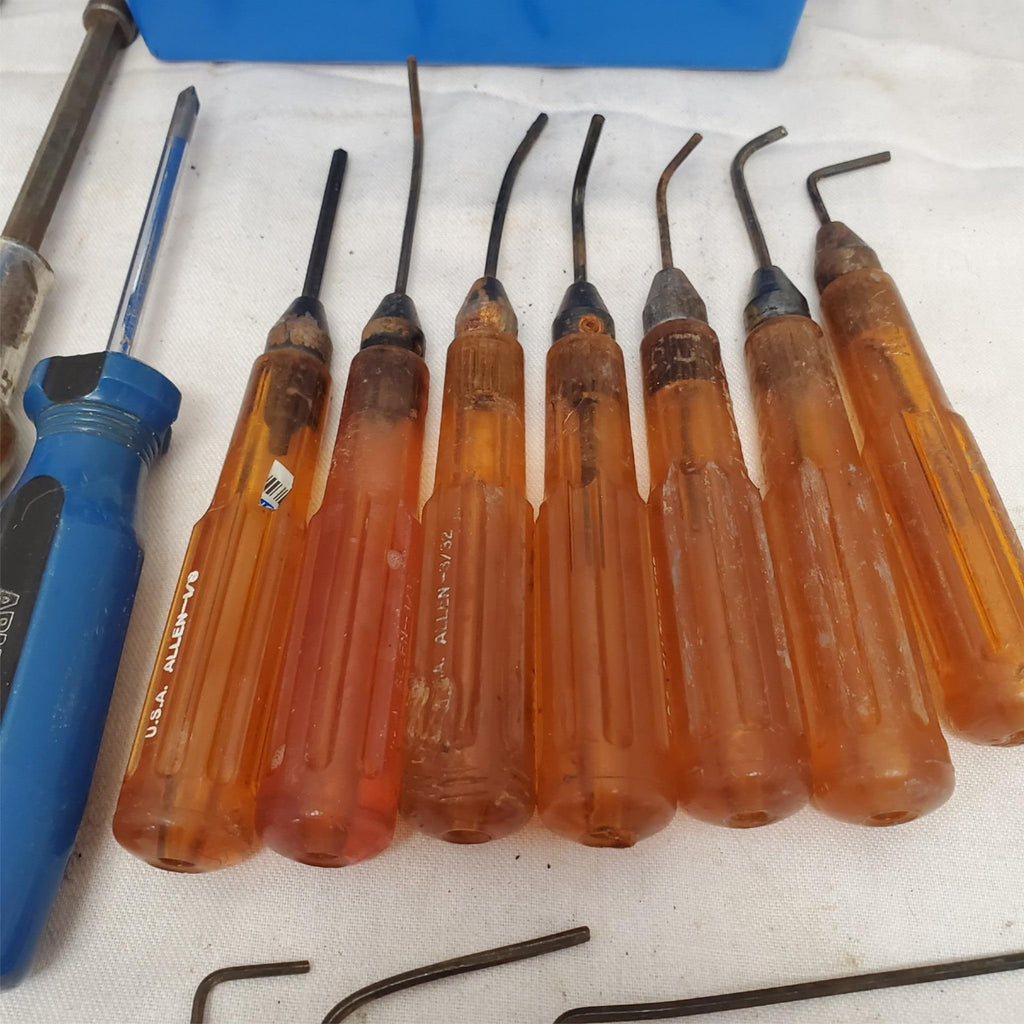 Lot of 21 Assorted Screwdriver Set & Nut Drivers LOT-339
