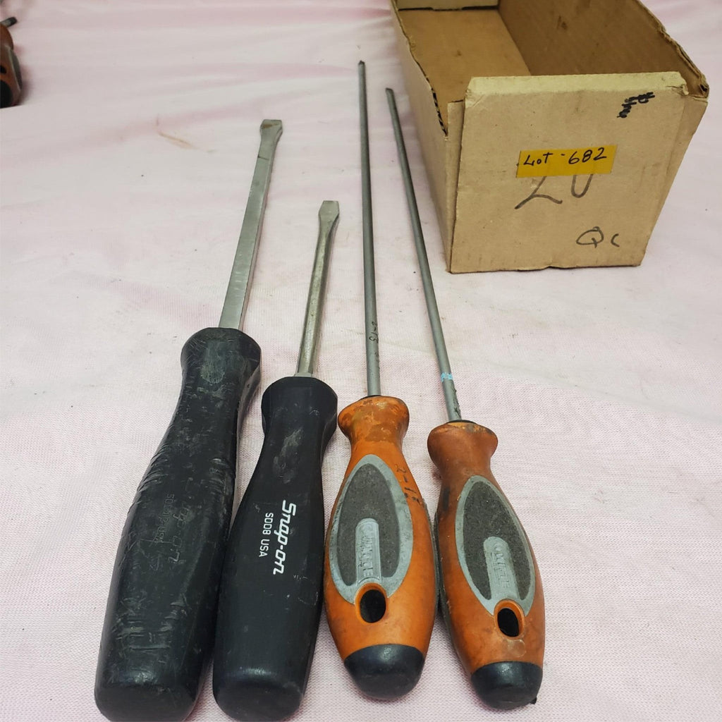 Lot of 4 Snap-on & Witte Flat Head Screwdriver LOT-682