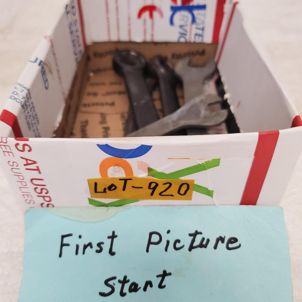 Lot of 9 Assorted Open End and Box End Wrenches LOT-920