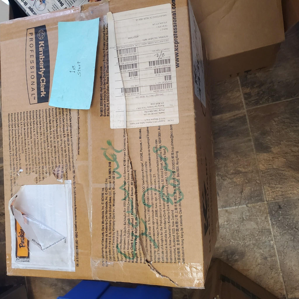 Kimberly-Clark 44302 Disposable Coveralls, M, 25 , White, Kleenguard A40