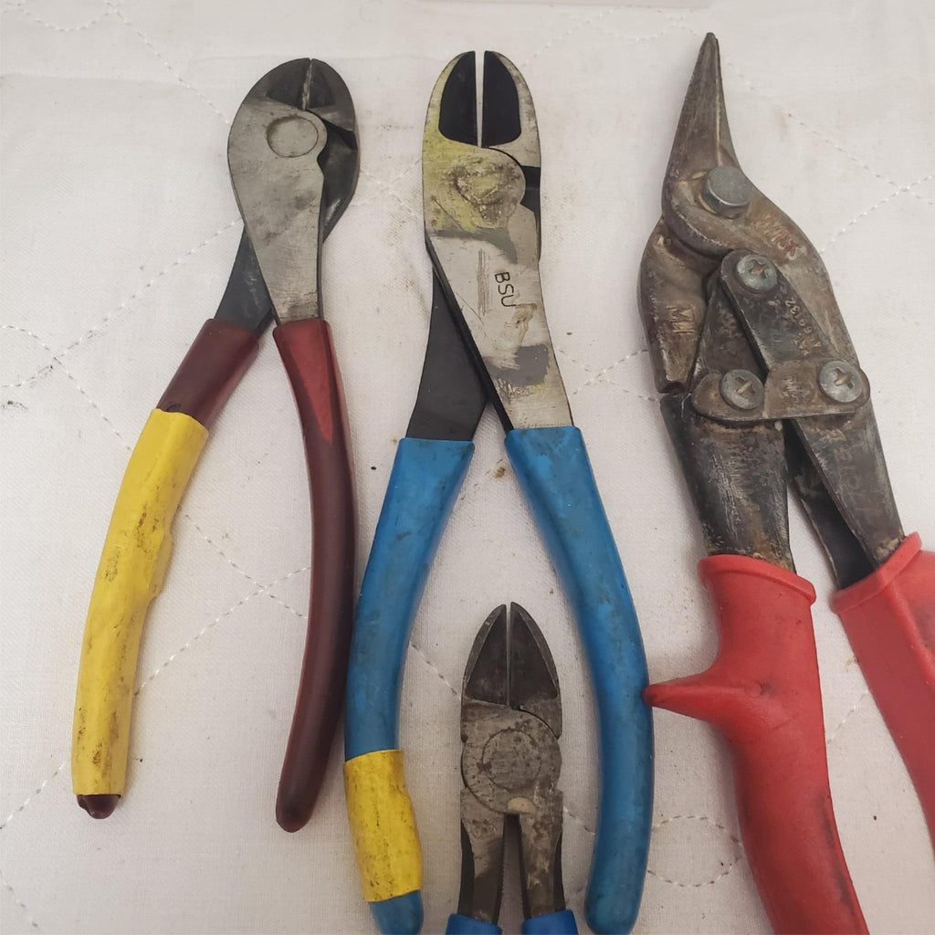 Lot of 4 Assorted Cutting Pliers Set LOT-768