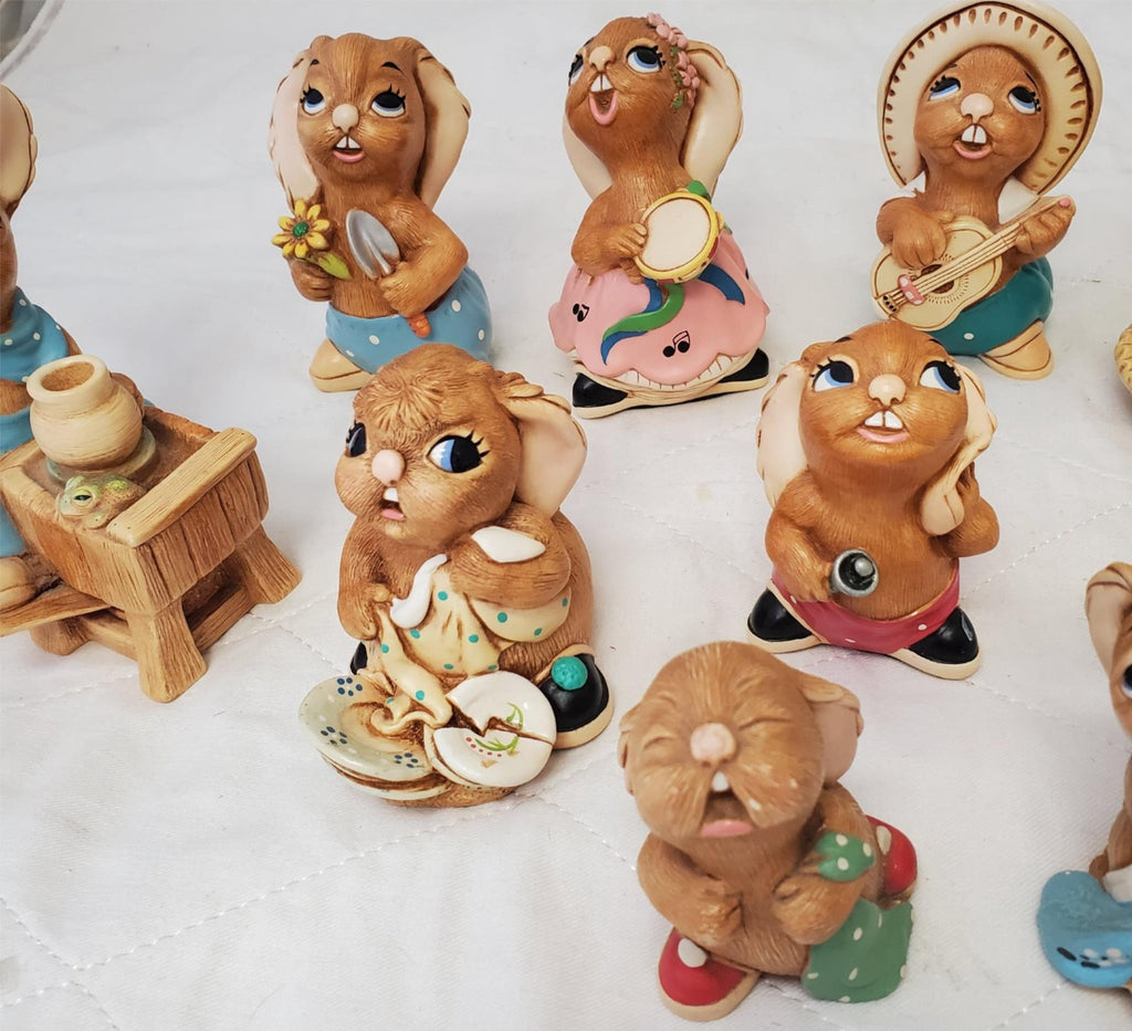 Lot of 12 Pendelfin Hand Painted and Made in England Figurines