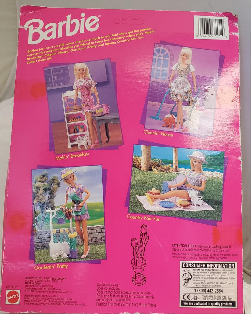 1996 Mattel Barbie Gardenin' Pretty Dress N Play Set #2