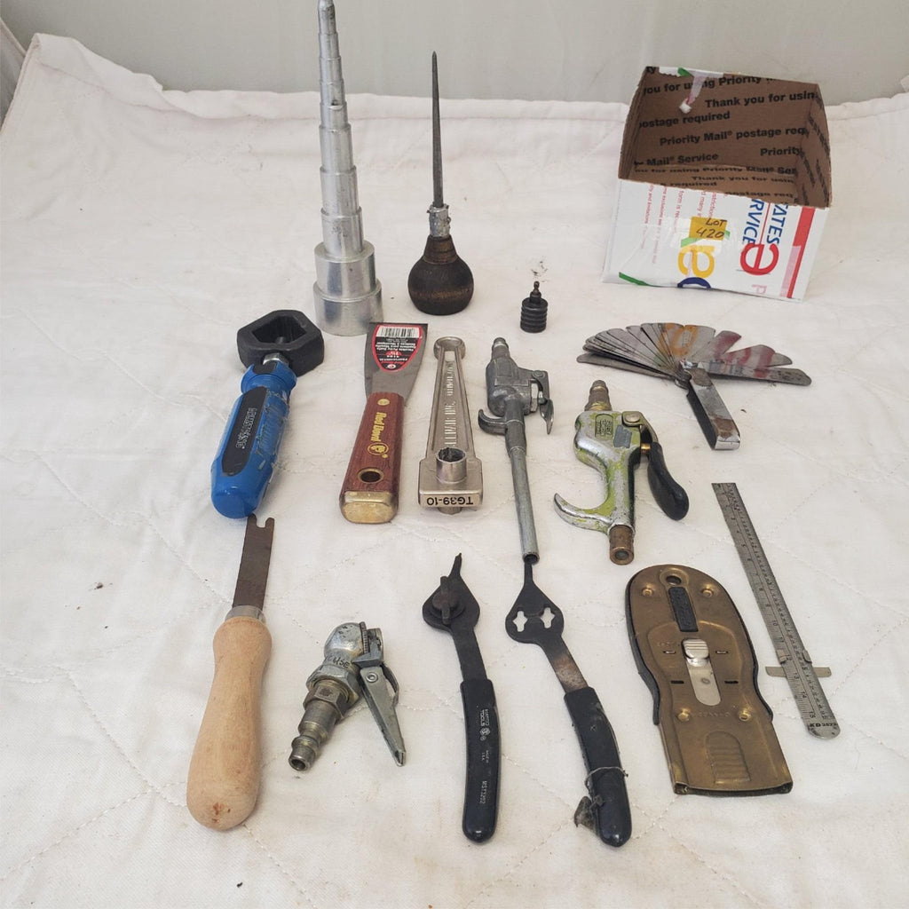 Lot of Assortment of Various Hand Tools LOT 354