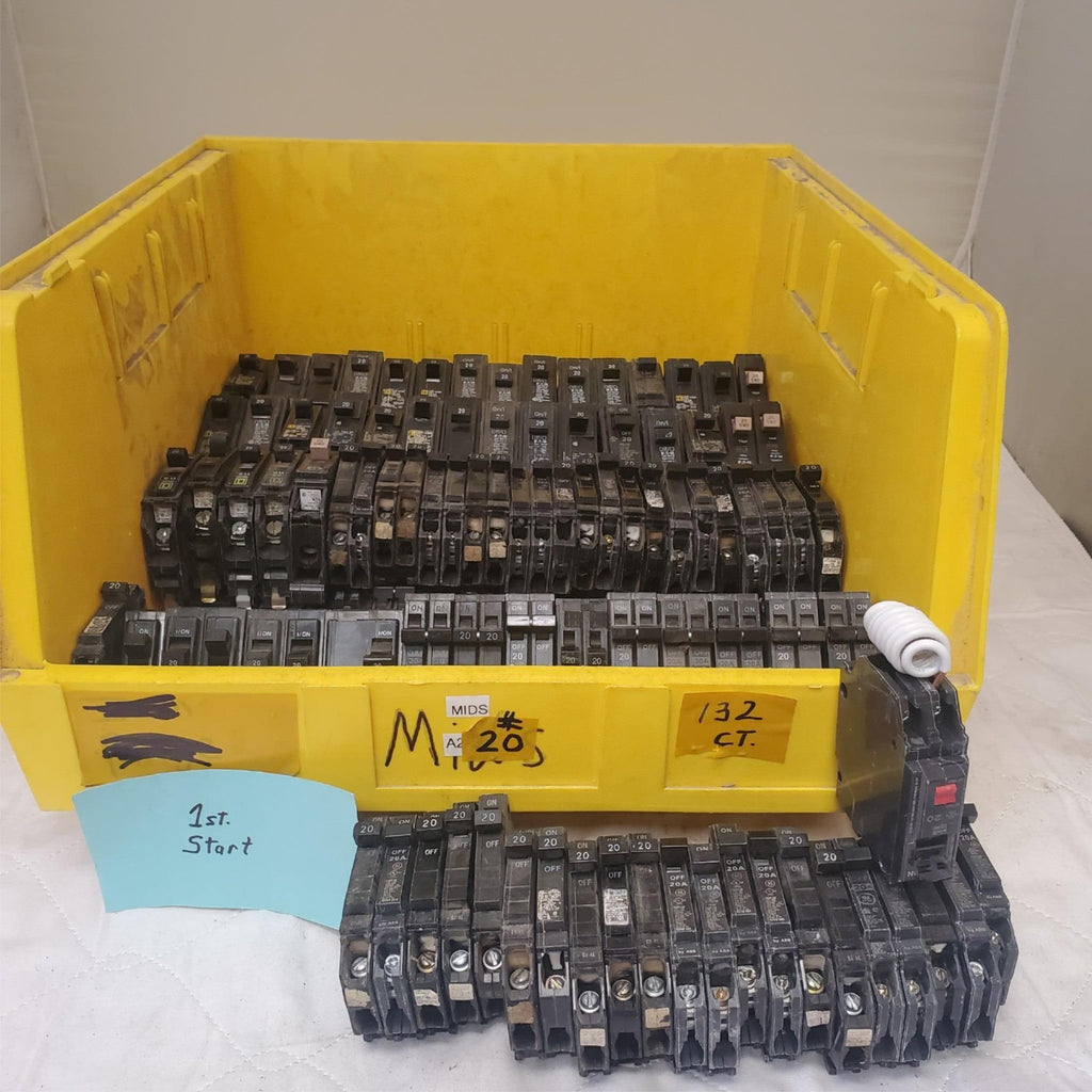 Large Lot of 132 Used Circuit Breakers Assorted #20