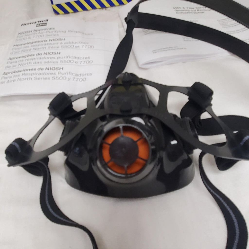 North Safety 7700-Series Respirator Silicone Half Mask 770030 Medium