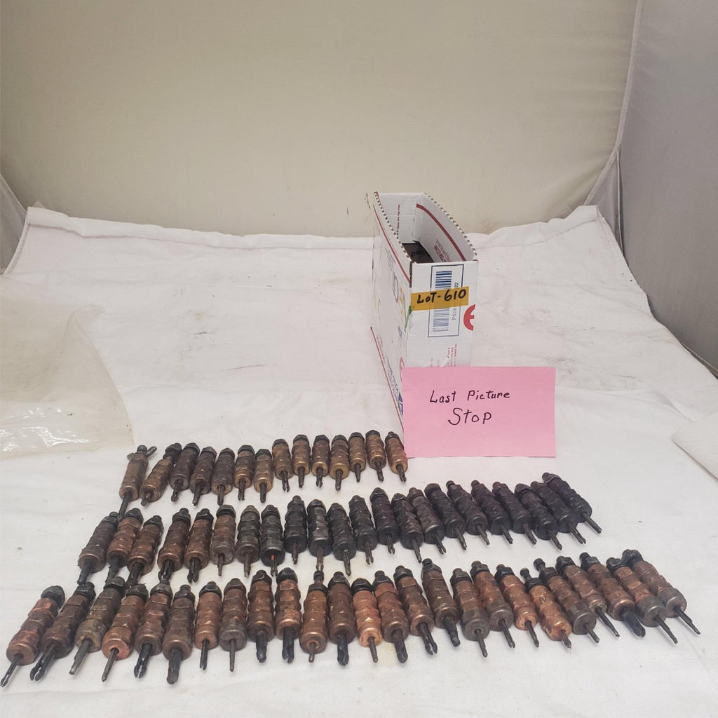 Lot of 61 Wing Nut Fasteners Clamps Wedgelock LOT-610