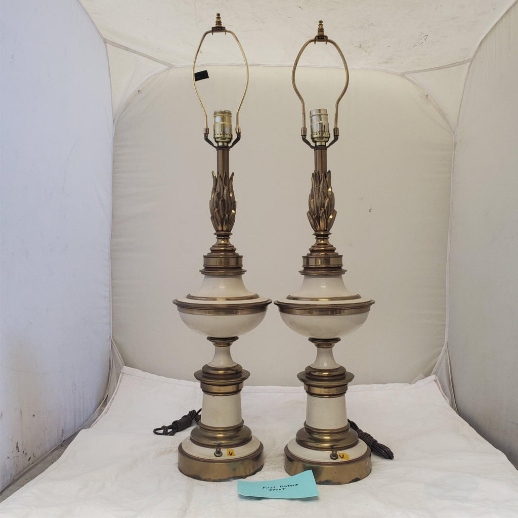 Vintage Stiffel Solid Brass Flame Urn Trophy Ivory Enamel Lamp V