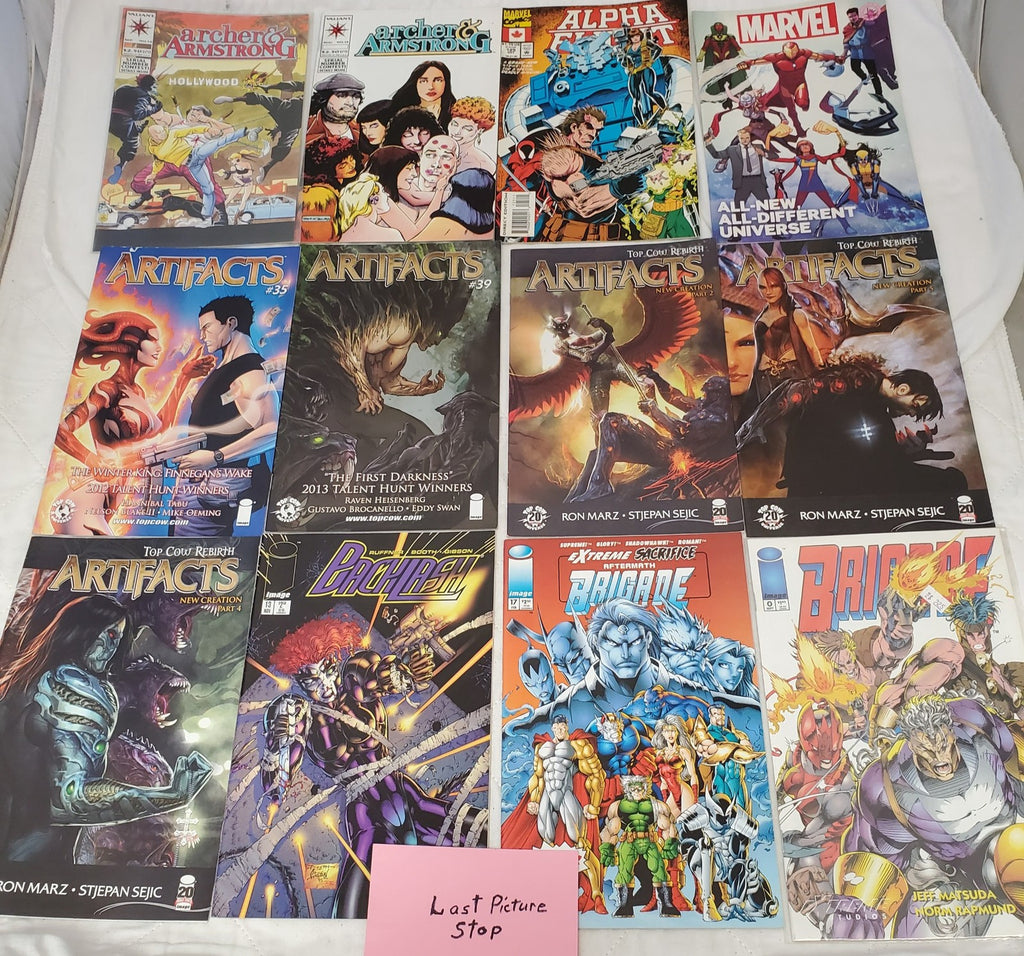 Lot of 12 Archer & Armstrong Brigade Artifacts Backlash & Marvel Comic Books #21