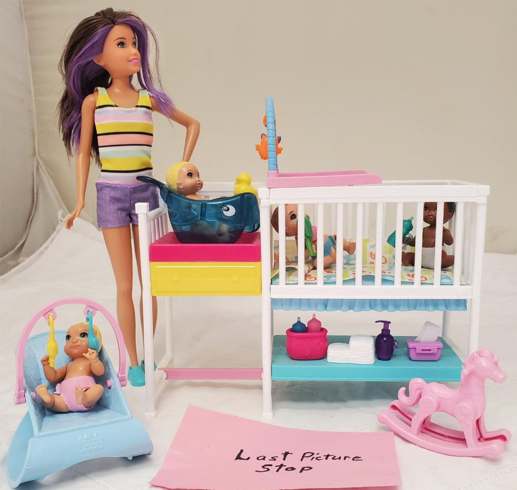 Mattel Nap 'n' Nurture Nursery Barbie Skipper Babysitters Playset