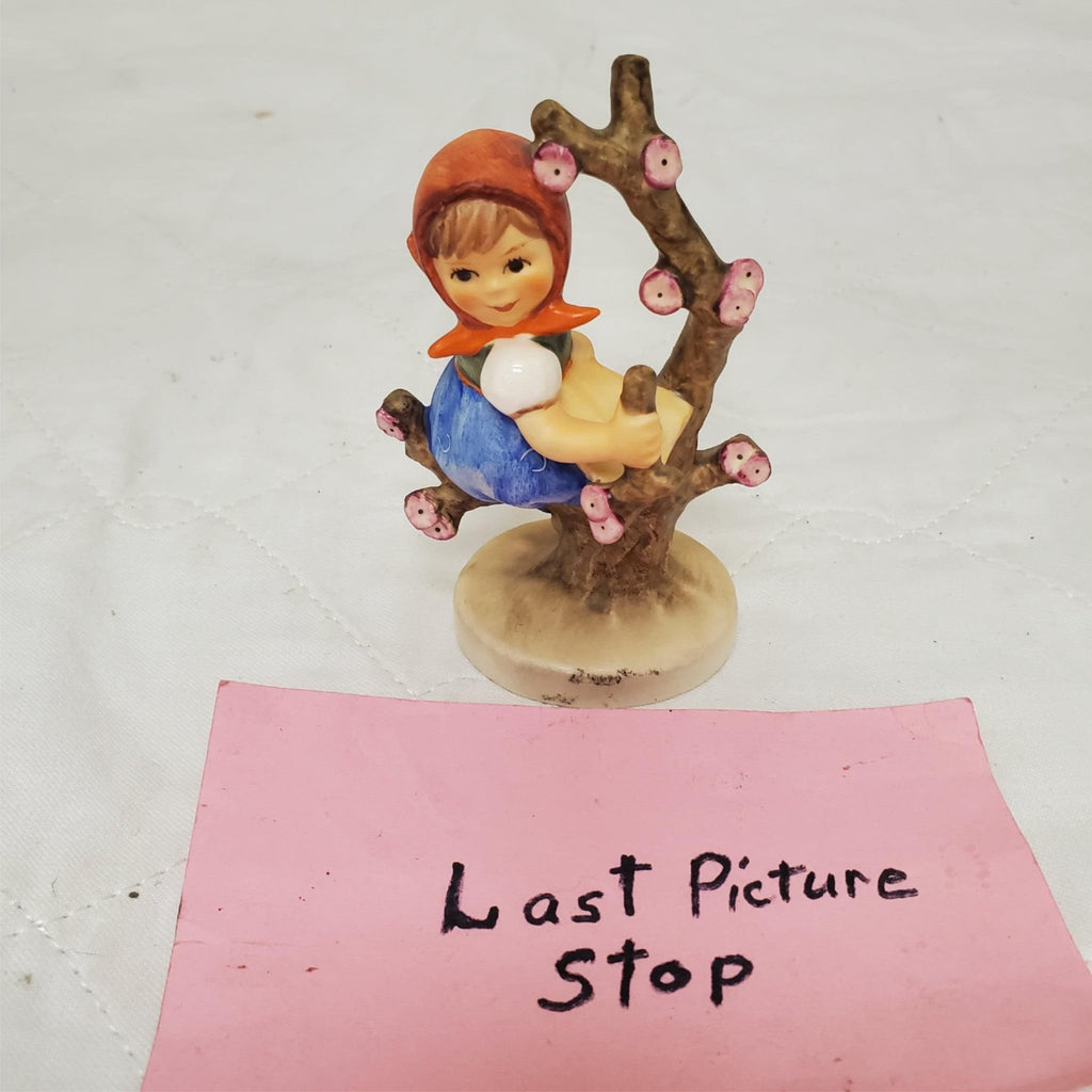 GOEBEL #141 "Apple Tree Girl" Porcelain Figurine