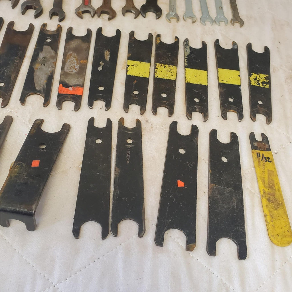 Lot of 40 Assorted Open End Service Wrench & other Wrench Tool LOT 486