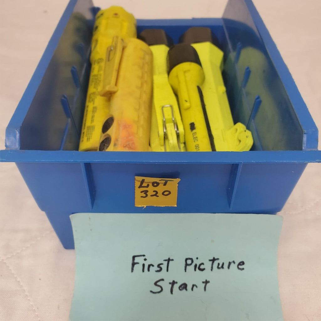 Lot of 5 Pelican SabreLite 2000 Submersible LED Flashlight & Streamlight LOT-320