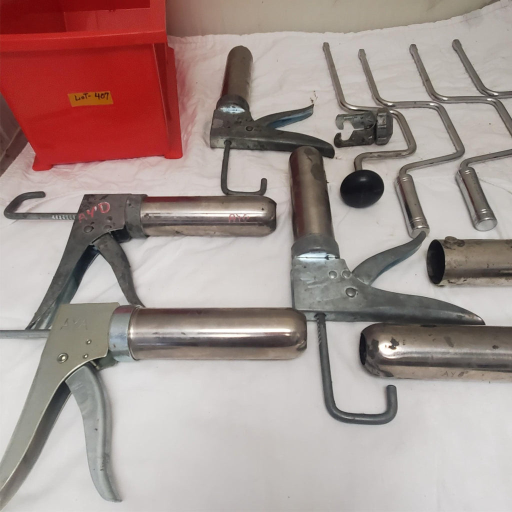 Lot of Semco Model 850 Manual Dispensing Gun Tool LOT-407