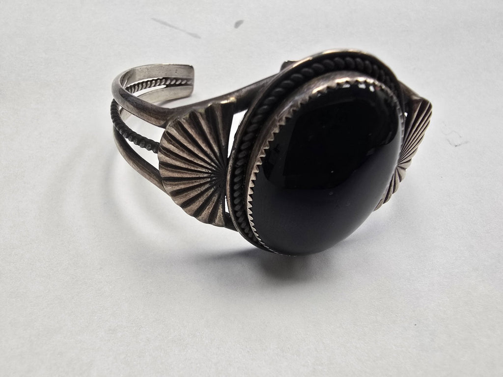 Navajo Sterling Silver & Black Onxy Bangle Bracelet - Leroy & Erma R. Boyd