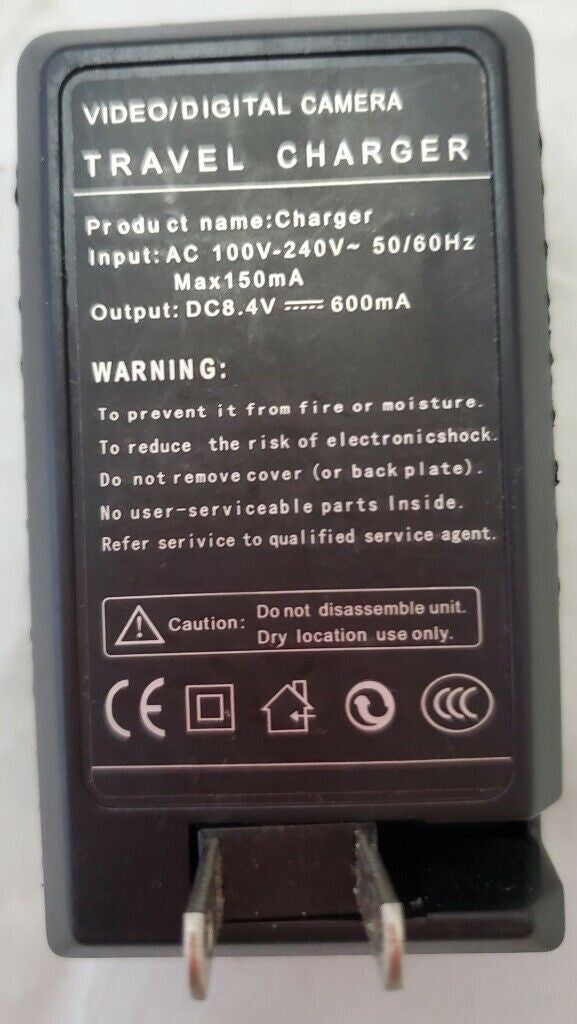 Video / Digital Camera Travel Battery Charger DC 8.4V - 100/240 V