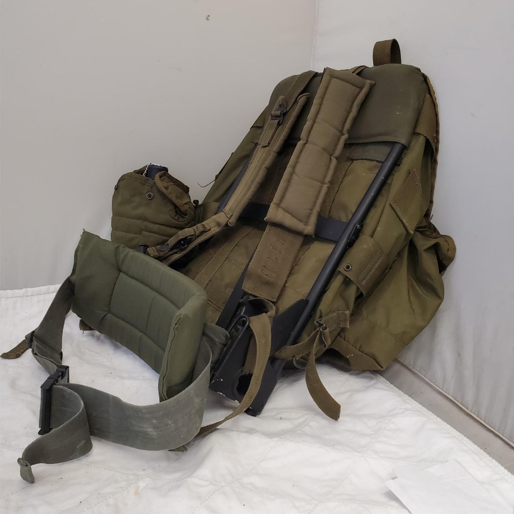 US Military Field Back Pack, Fleece Lined Canteen Canvas Pouch & Shooting Gloves